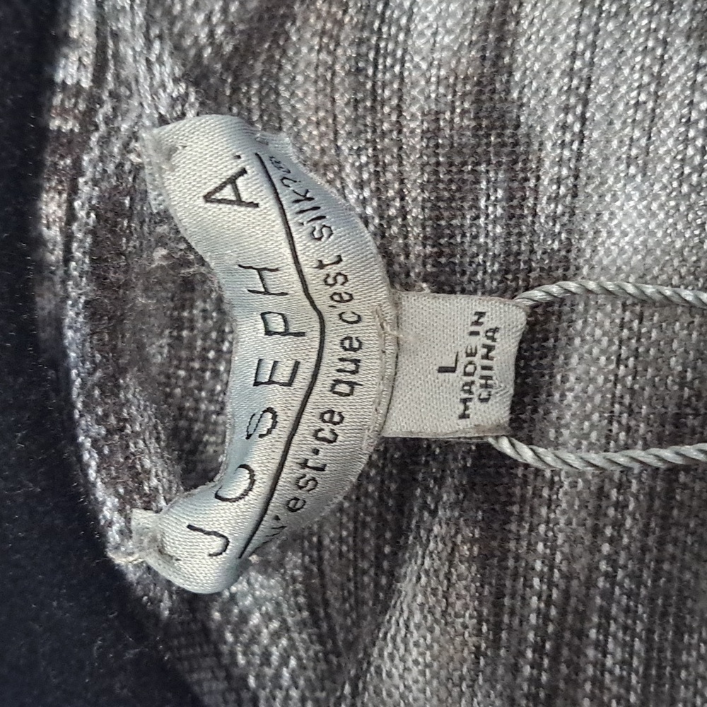 Cardigan - Picture 3 of 4